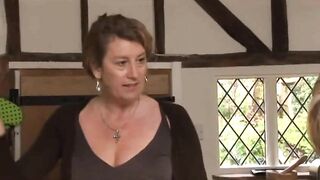 Fucking Housemaid When Step Mom Is Away