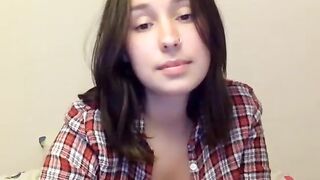 Cute Young Babe with Nice Natural Tits on Cam - CamGirlsUntamed.com