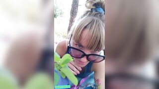 Kinky Selfie - She shot a video on the phone as he licked her Ass. First orgasm from Ass licking.