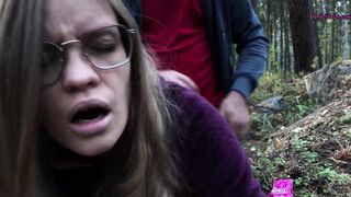 Sucked a Stranger in the Woods to Help Her - Public Sex