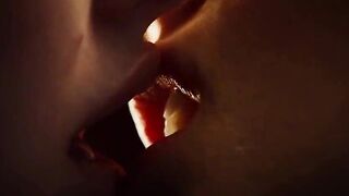 Megan Fox & Amanda Seyfried Lesben Kiss-Jennifers Body