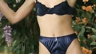 Mature gets a big cock ANAL