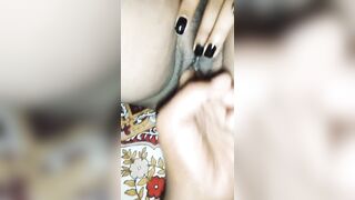 Fingering my Desi gf’s pussy – she enjoyed it