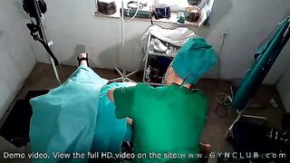Medical exam & vibro orgasm