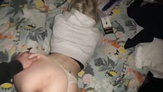 Ragazza Infedele ripresa mentre tradisce fidanzato cornuto - Azzurra sfondata dal cazzo grosso