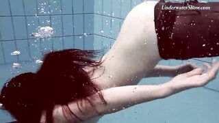 Liza Rachinska - hottest girlfriend swimming