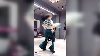 公众号【91萌小喵】抖音熱門合集tiktok,熱門性感美女跳舞高潮合集EP.10
