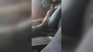LINDA CRESPITA RUBIA CHILENA TOCANDOSE EN TRANSANTIAGO