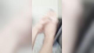 Turkish amateur kiz canli yayinda kendini sunmus herkese