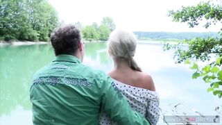 Junges Paar im Fickrausch