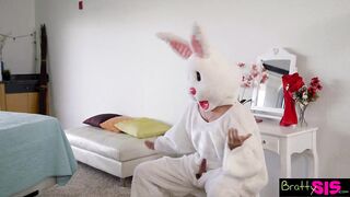 Easter Egg Hunt Gets Bunny Fucked By Hot BFF And StepSis! S4:E10