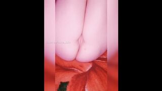 Young girl masturbation her small pink pussy and wants to be fucked