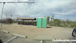 Porta Gloryhole Blonde sucks cock in public