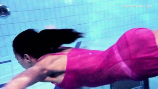 Zlata underwater swimming babe