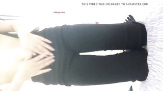 Cutu Asian pussy play