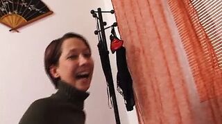 Teen Solo Befriedigung mit erster Aufzeichnung auf Kamera
