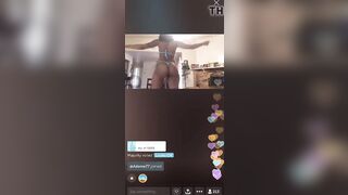 Black girl twerking on periscope