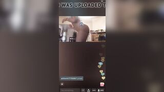 Black girl twerking on periscope