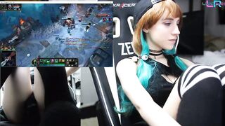 Teen Playing League of Legends with an Ohmibod 1/2