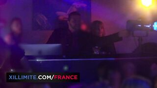Amateurs in a swinger club
