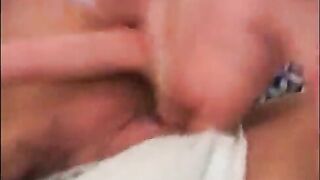 Two amateur teens experiment with sex