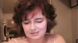 Don't cum in mommies pantyhose!