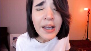 latin cam-slut squirts