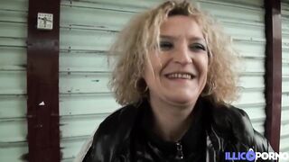 Beatrice, mature blonde loves to get fucked