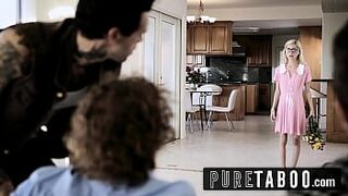 Nerdy Chick Piper Perri Gangbanged