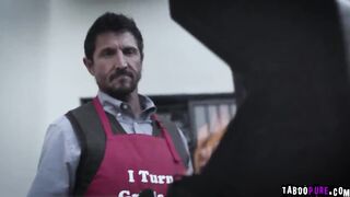 Wow, this scene is a must see! Watch two Tommy Gunn goes deep sea pussy diving!