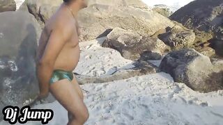 I ate the married Desirenovinha on the beach in abrico RJ
