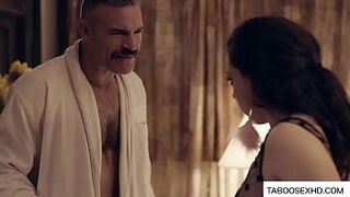 step Mom see dad cuming on stepdaughter