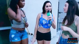 Amateur chicks paid money for some topless popsicle sucking