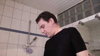 Nice old german granny loves to deepthroat and threesome