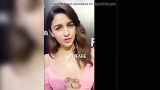 Alia Bhatt boobs show hot