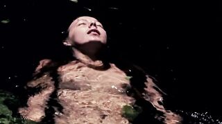 JENNY AGUTTER NUDE CELEBRITY WALKABOUT AND EQUUS