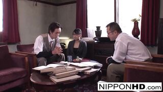 Japanese secretary blows her boss in the office