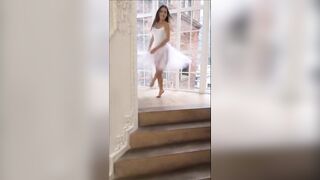 hot dancing girls