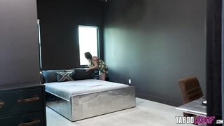 Stepsisters Fuck to get Unstuck from Bed