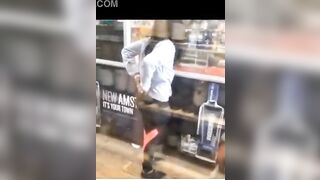 Pee on the l. store/ meando dkr