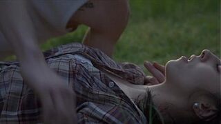 Spanish slut Luna Ruiz fucked in the woods