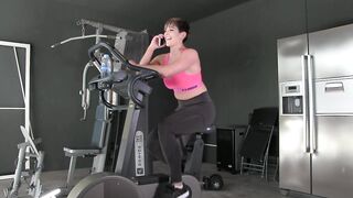 FUCKED BY MY PERSONAL TRAINER IN THE GYM XXX