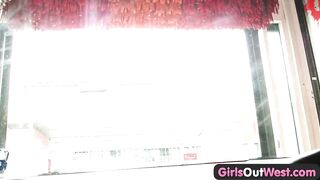 Nice amateur babe wanking in the car wash