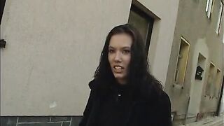 Unerfahrens Teen zeigt das erste mal Muschi vor der kamera