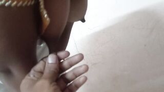 Indian Bhabhi showing boobs