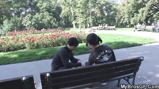 Friends girlfriend speads legs for him