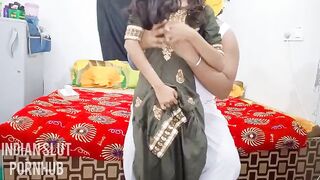 Horny bhabhi gets her pussy Creampied
