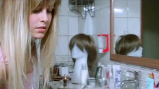 Vildan Atasever, Feride Cetin, H.Avsar - Iki Genc Kiz (2005)