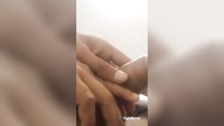 Jija ji ko Muth maarte pakda fir unhone Jo mujhe choda mza aa gya