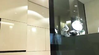 Dea squirt and shower in berlin